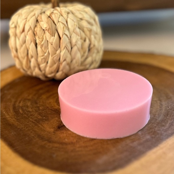 Handmade Soap - Rowanberry - Picture 3 of 3